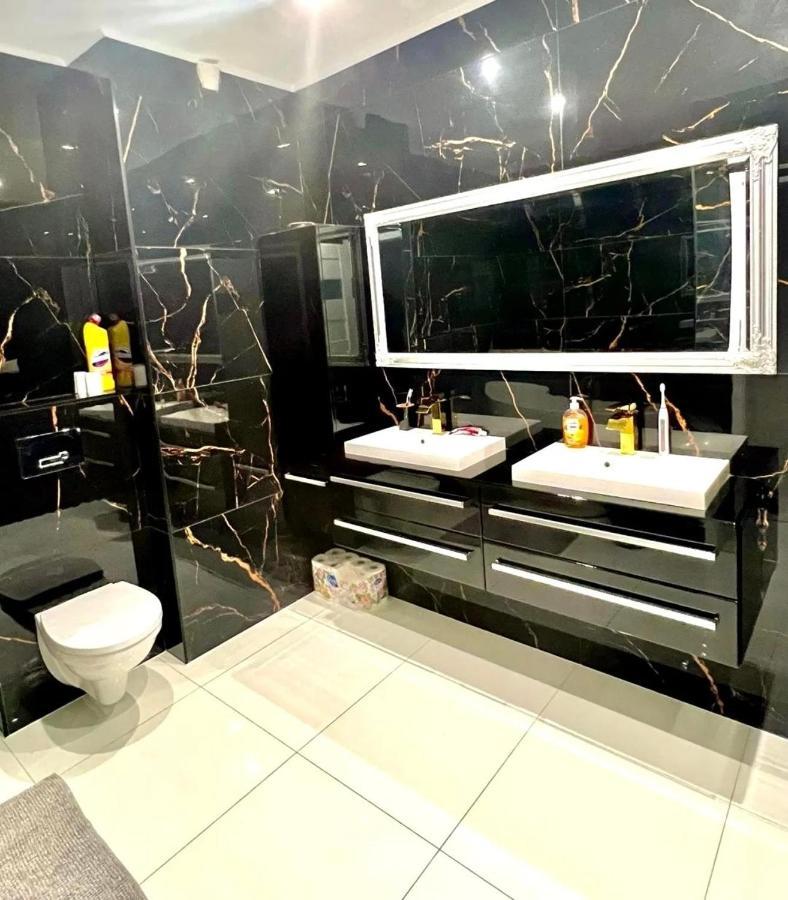 דירות פז'מיסל Skyview Apartament מראה חיצוני תמונה